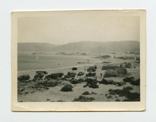 Ambulances in Sidi Barrani during the retreat from Tobruk. Recto